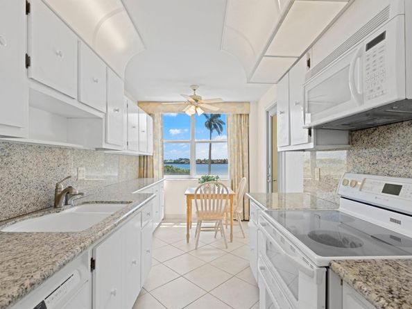 1801 S Flagler Drive 202, West Palm Beach FL 33401