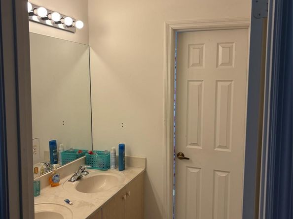 14224 NW 18th Ct, Pembroke Pines FL 33028