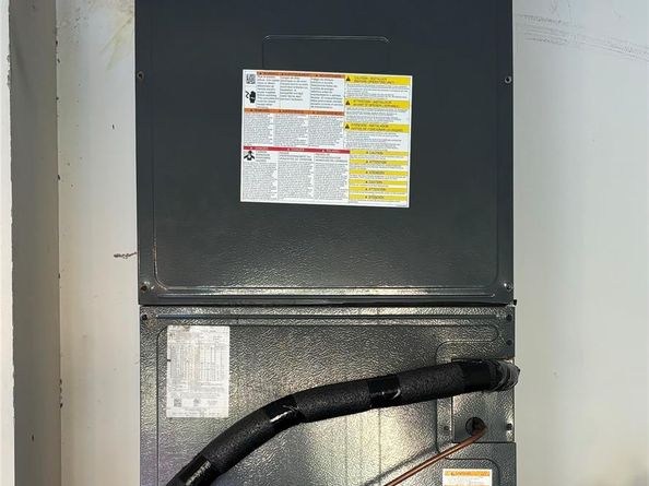 14224 NW 18th Ct, Pembroke Pines FL 33028