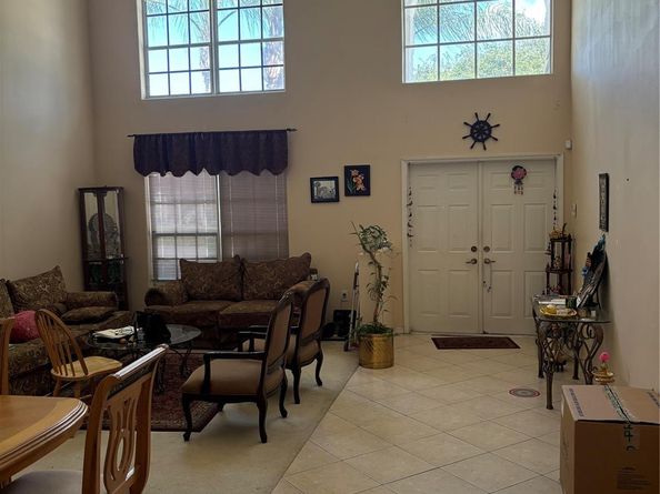 14224 NW 18th Ct, Pembroke Pines FL 33028