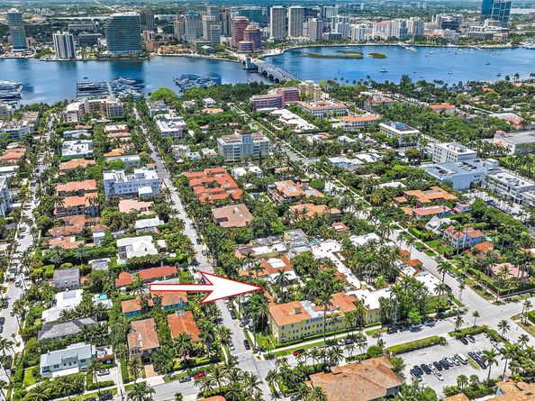 301 Australian Avenue 305, Palm Beach FL 33480