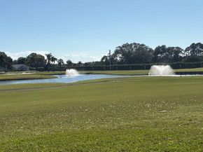 12870 Briarlake Drive 104, Palm Beach Gardens FL 33418