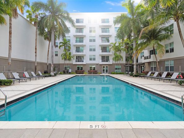 2401 NE 65th St 603, Fort Lauderdale FL 33308