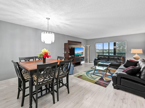 7286 Huntington Lane 402, Delray Beach FL 33446