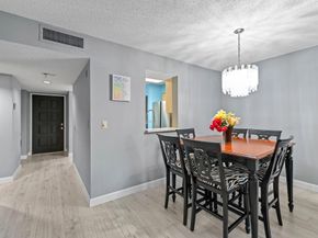 7286 Huntington Lane 402, Delray Beach FL 33446