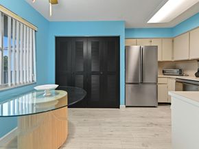 7286 Huntington Lane 402, Delray Beach FL 33446