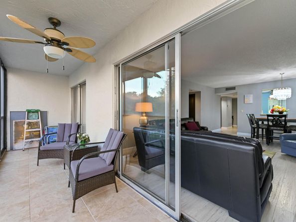 7286 Huntington Lane 402, Delray Beach FL 33446