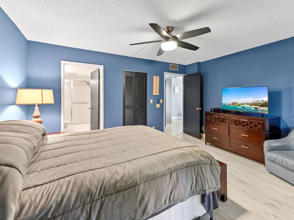 7286 Huntington Lane 402, Delray Beach FL 33446