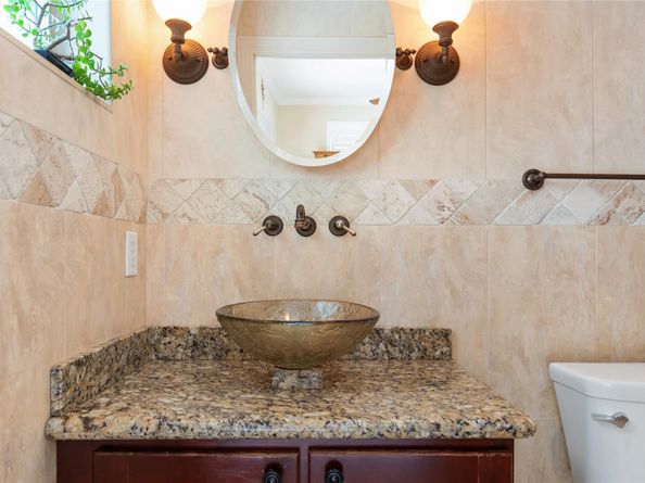 2176 NE 61st Ct, Fort Lauderdale FL 33308