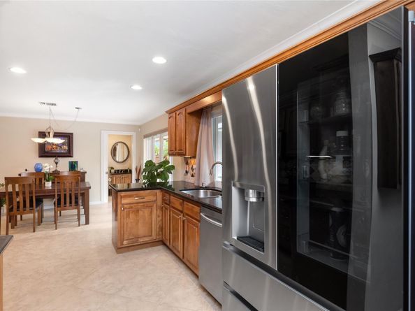 2176 NE 61st Ct, Fort Lauderdale FL 33308