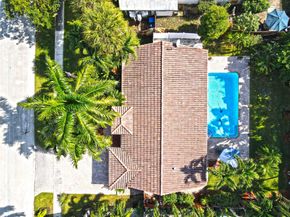 2176 NE 61st Ct, Fort Lauderdale FL 33308