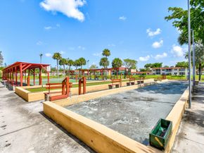 140 Lake Nancy Lane 112, West Palm Beach FL 33411
