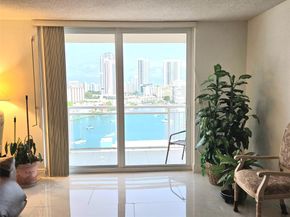 437 Golden Isles Dr 15G, Hallandale Beach FL 33009