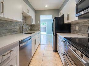 10717 La Placida Dr 13, Coral Springs FL 33065