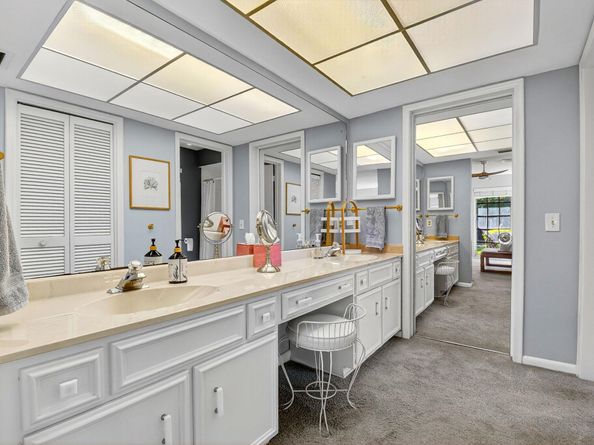 440 Pine Villa Drive, Atlantis FL 33462