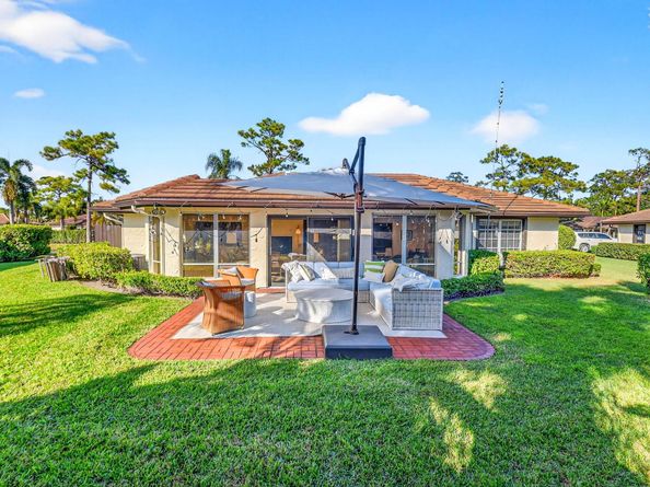 440 Pine Villa Drive, Atlantis FL 33462