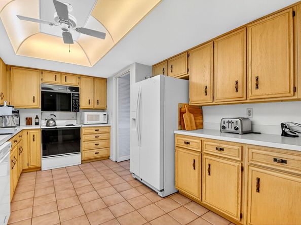 440 Pine Villa Drive, Atlantis FL 33462