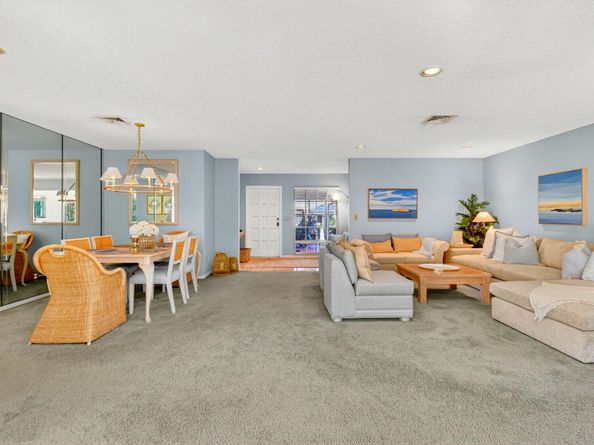 440 Pine Villa Drive, Atlantis FL 33462