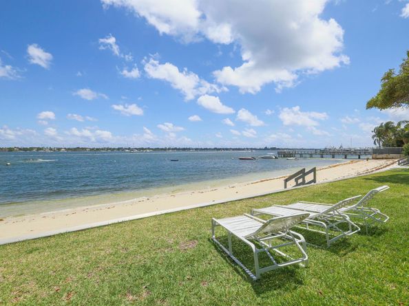 5600 N Flagler Drive 2802, West Palm Beach FL 33407