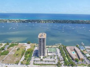 5600 N Flagler Drive 2802, West Palm Beach FL 33407