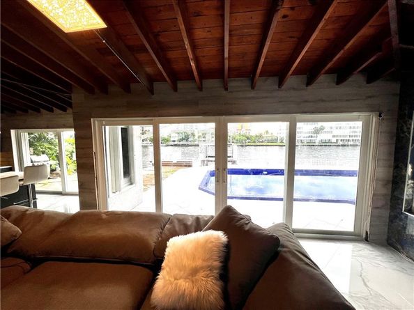 720 NE 28th Ave, Pompano Beach FL 33062