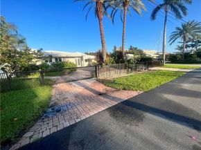 720 NE 28th Ave, Pompano Beach FL 33062