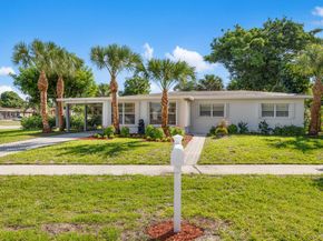 702 S 12th Street, Lantana FL 33462