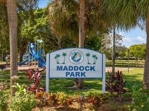 702 S 12th Street, Lantana FL 33462