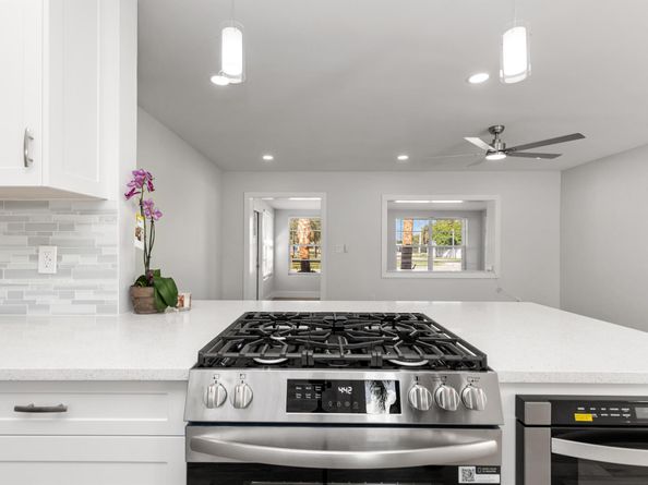 702 S 12th Street, Lantana FL 33462