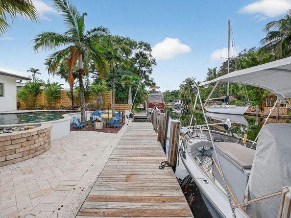 1507 SW 18th Ave, Fort Lauderdale FL 33312