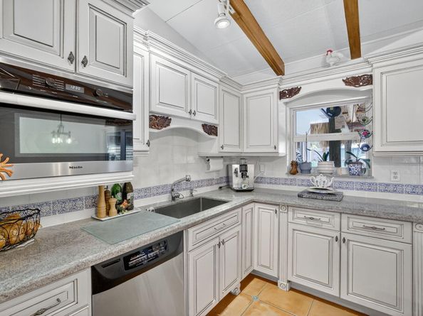 1507 SW 18th Ave, Fort Lauderdale FL 33312