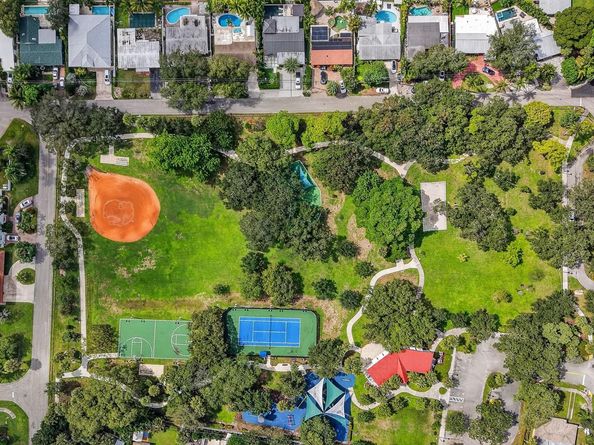1507 SW 18th Ave, Fort Lauderdale FL 33312