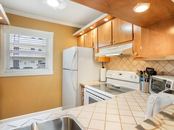 4331 NW 16th St 107, Fort Lauderdale FL 33313