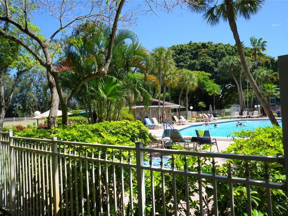 2600 S Course Dr 410, Pompano Beach FL 33069