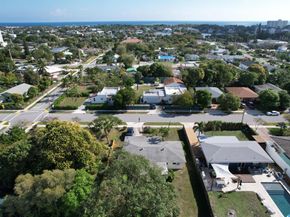 910 SE 3rd Avenue, Delray Beach FL 33483