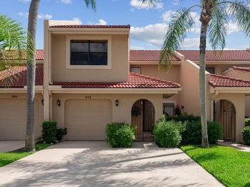 832 Windermere Way