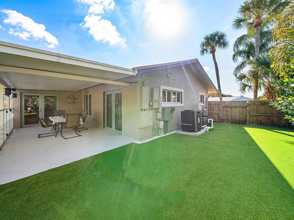 74 W Palmetto Road, Lake Worth FL 33467
