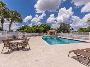 8910 Brittany Lakes Dr, Boynton Beach FL 33472