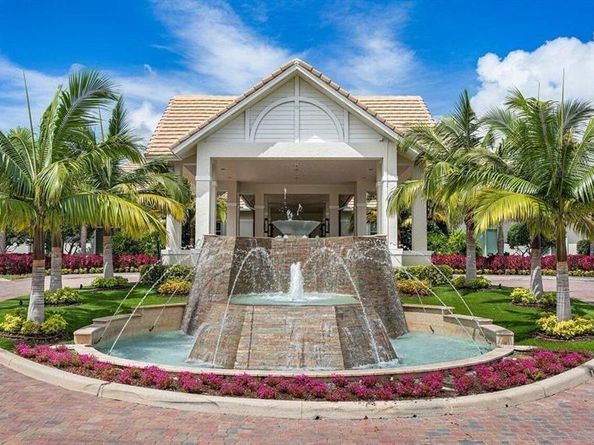 8910 Brittany Lakes Dr, Boynton Beach FL 33472