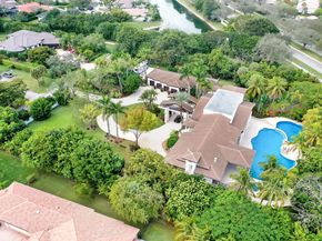 7272 NW 62nd Ter, Parkland FL 33067