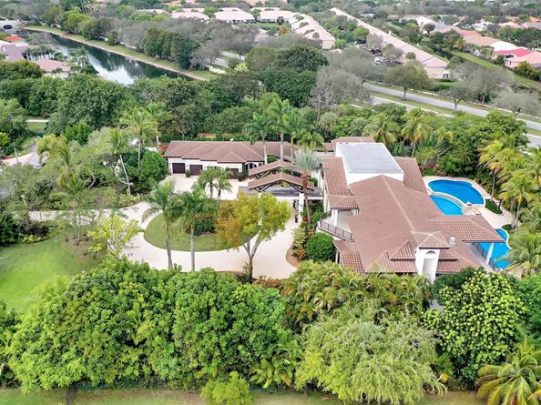 7272 NW 62nd Ter, Parkland FL 33067