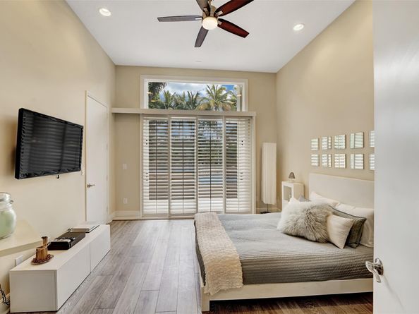 7272 NW 62nd Ter, Parkland FL 33067