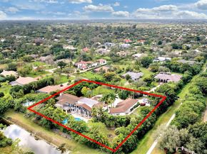 7272 NW 62nd Ter, Parkland FL 33067