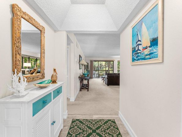 606 Brackenwood Cove, Palm Beach Gardens FL 33418