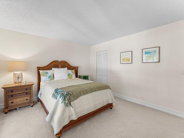 606 Brackenwood Cove, Palm Beach Gardens FL 33418