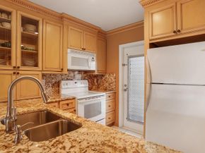 3501 NW 47th Ave 503, Lauderdale Lakes FL 33319