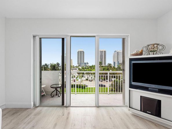 550 Bayshore Drive 506, Fort Lauderdale FL 33304
