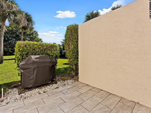 7932 Eastlake Drive 18 G, Boca Raton FL 33433