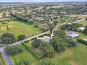 1751 SW 139th Ave, Davie FL 33325