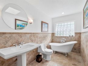 233 NW 119th Ln, Coral Springs FL 33071